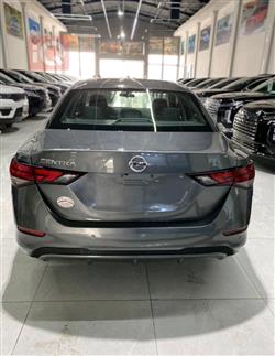 نيسان سنترا